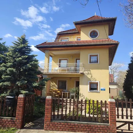 In - Balaton 33875 Apartament *